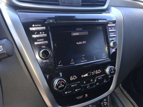Used 2023 Nissan Murano SV w/ SV Midnight Edition Package FWD image 16