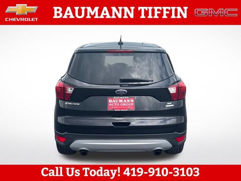 Used 2019 Ford Escape SE FWD image 4