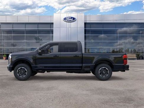 New 2026 Ford F250 Lariat w/ Tremor Off-Road Package AWD/4WD image 5