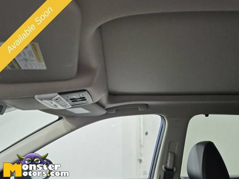 Used 2021 Nissan Rogue SV AWD/4WD image 10