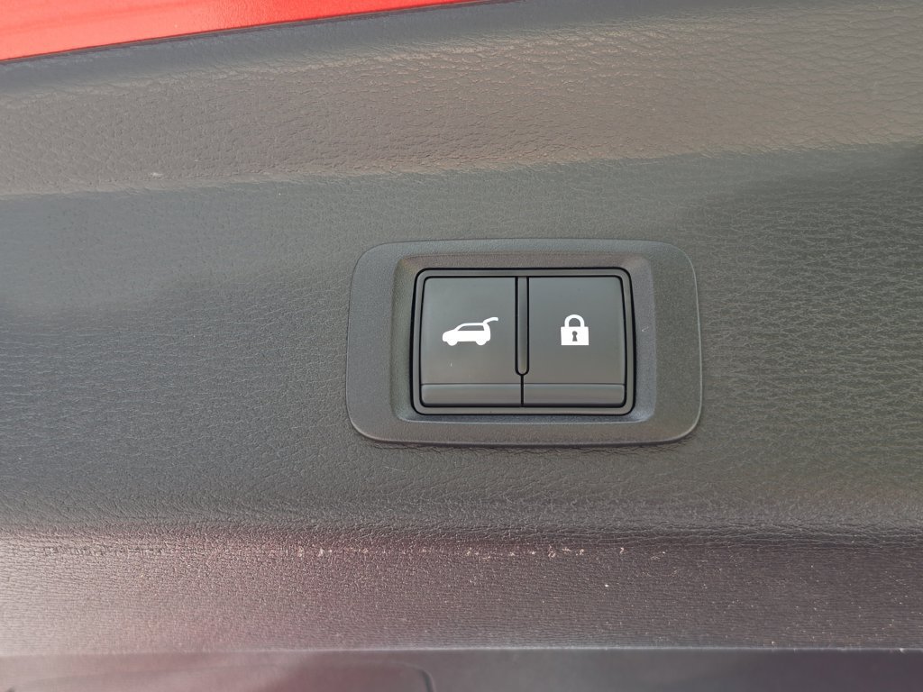 Used 2024 Mitsubishi Outlander SE Black Edition FWD image 8
