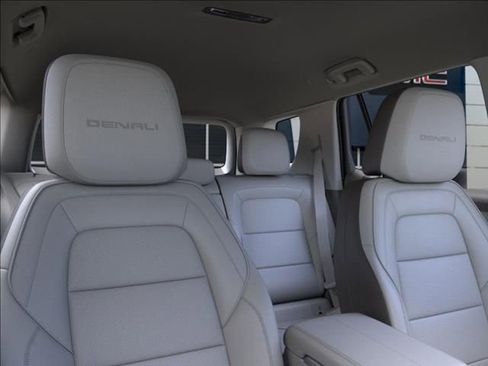 New 2026 GMC Terrain Denali image 28