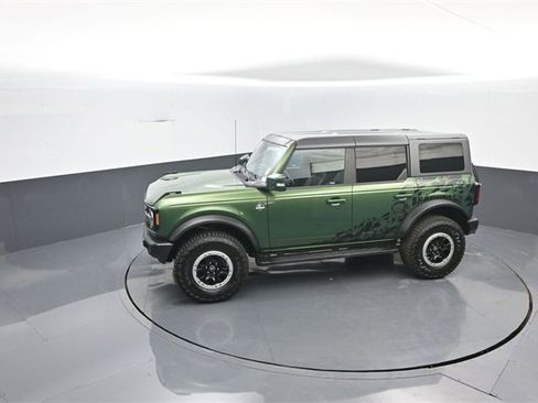 Certified 2022 Ford Bronco Outer Banks w/ Sasquatch Package image 26