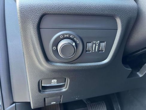 New 2025 Jeep Grand Cherokee L Laredo w/ Luxury Tech Group I image 13