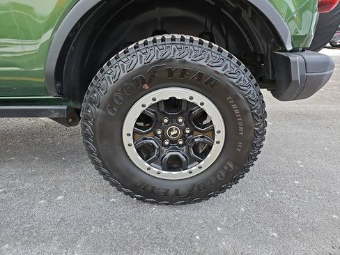 Used 2022 Ford Bronco Black Diamond w/ Sasquatch Package image 30