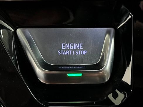 Used 2025 GMC Sierra 3500 Denali Ultimate AWD/4WD image 33