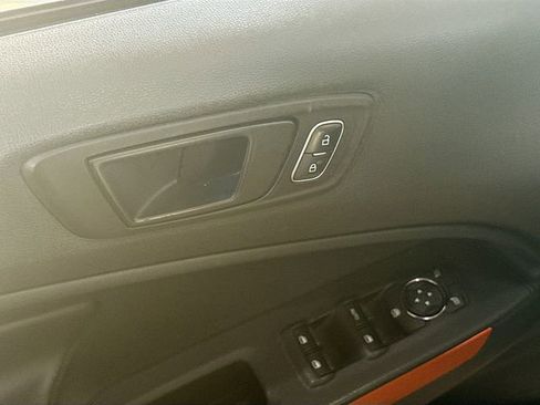 Used 2018 Ford EcoSport SES image 19