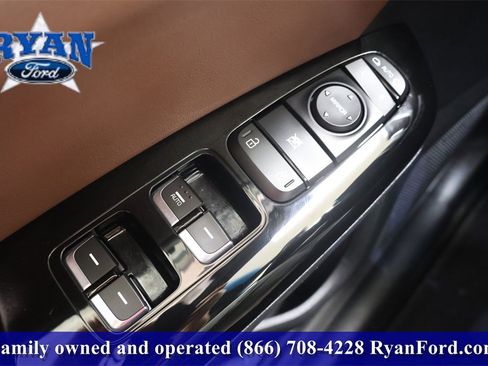 Used 2017 Kia Sportage SX image 26