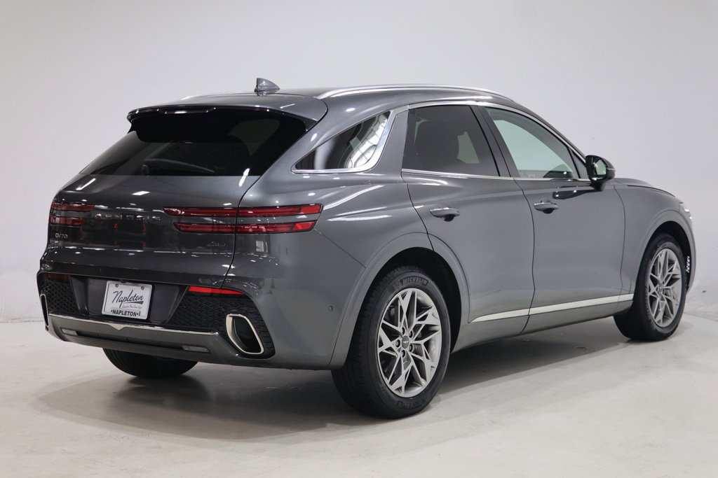 Used 2022 Genesis GV70 2.5T w/ Advanced Package AWD/4WD image 8