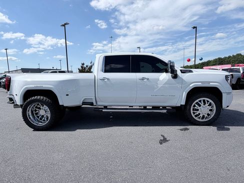 Used 2025 GMC Sierra 3500 Denali w/ Denali Reserve Package AWD/4WD image 4