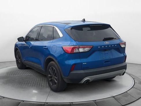 Used 2021 Ford Escape SE FWD image 3