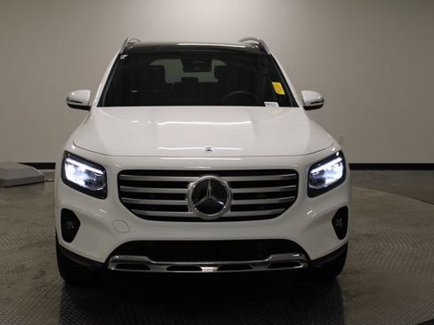 Certified 2026 Mercedes-Benz GLB 250 4MATIC image 8