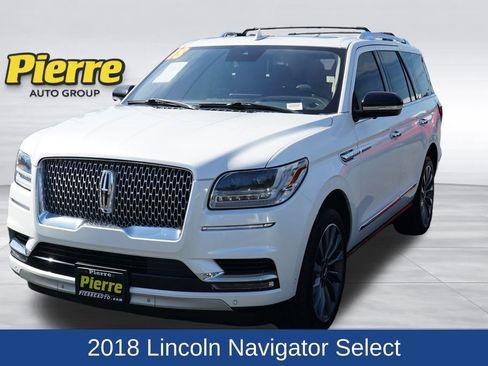 Used 2018 Lincoln Navigator Select w/ Technology Package AWD/4WD image 1