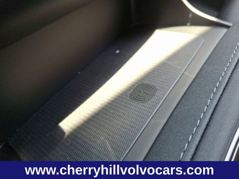 New 2026 Volvo XC90 B6 Plus w/ Protection Package Premier image 22