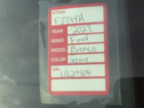 Used 2023 Ford Bronco Badlands image 5