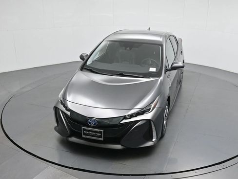 Used 2018 Toyota Prius Prime Plus image 33