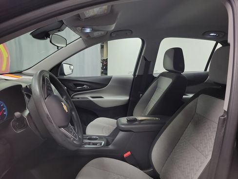 Used 2023 Chevrolet Equinox LS w/ Midnight Edition FWD image 12