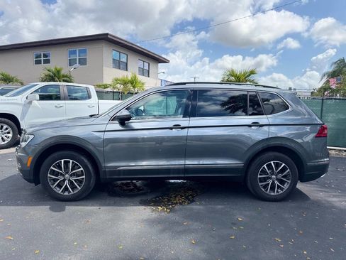 Used 2020 Volkswagen Tiguan SE image 5