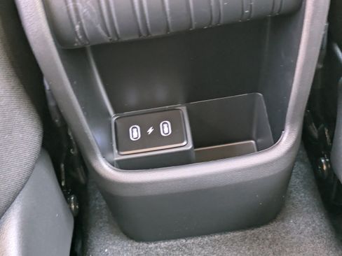 New 2026 Hyundai Kona SE image 14