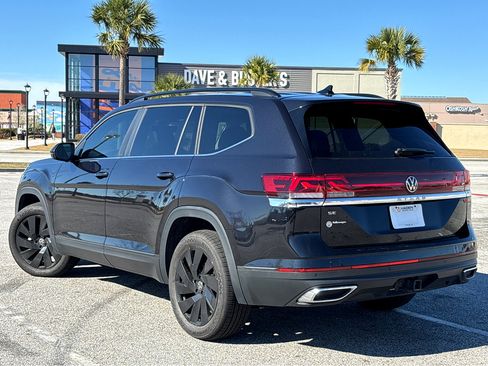 Used 2024 Volkswagen Atlas SE image 21