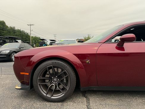 Used 2021 Dodge Challenger R/T Scat Pack RWD image 6