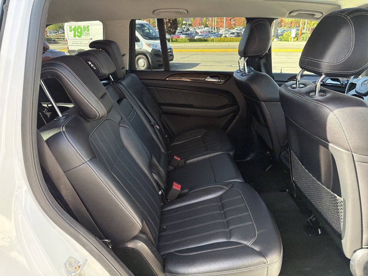 Used 2015 Mercedes-Benz GL 450 4MATIC image 22