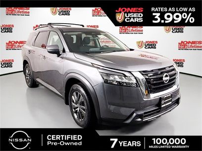 Certified 2022 Nissan Pathfinder SV