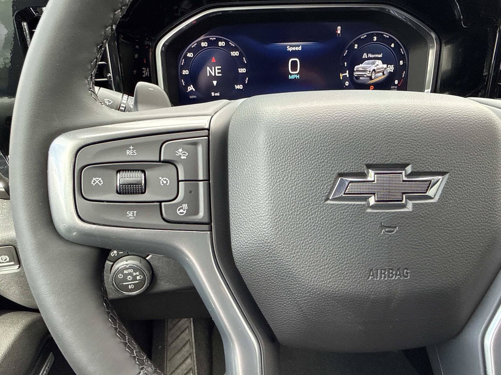 New 2026 Chevrolet Silverado 1500 RST w/ Safety Package AWD/4WD image 15