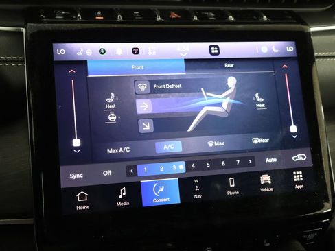 Used 2023 Jeep Grand Cherokee L Limited w/ Black Appearance Package image 34