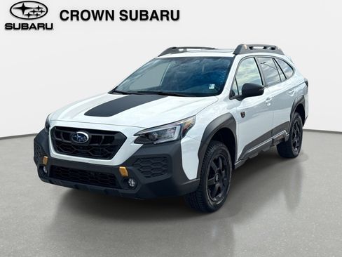 Used 2025 Subaru Outback Wilderness AWD/4WD image 8