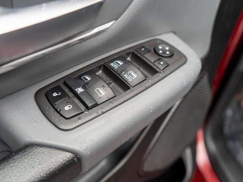 Used 2022 RAM 1500 Big Horn AWD/4WD image 18