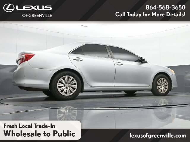 Used 2014 Toyota Camry FWD image 16