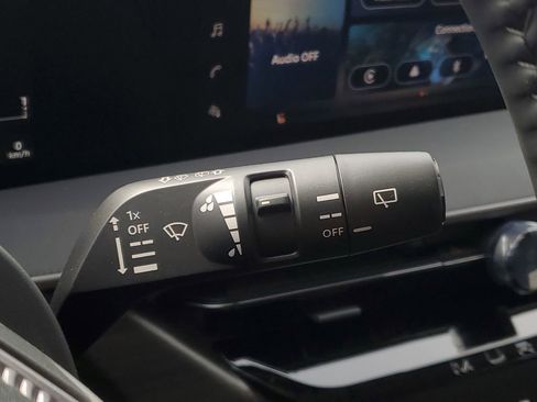 New 2025 Nissan Murano SV image 19