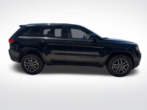 Used 2022 Jeep Grand Cherokee Laredo X AWD/4WD image 8