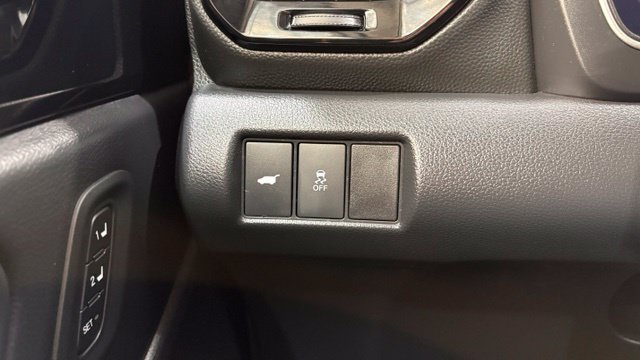 Used 2025 Honda Pilot EX-L image 37