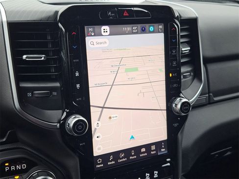 New 2026 RAM 1500 4x4 Crew Cab image 25