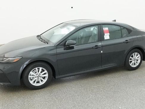 New 2026 Toyota Camry LE image 2