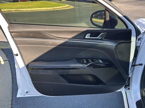 Used 2023 Kia K5 GT image 14