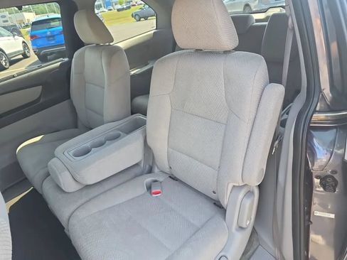 Used 2016 Honda Odyssey EX image 40