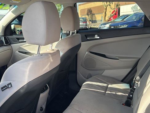 Used 2021 Hyundai Tucson SEL FWD image 25