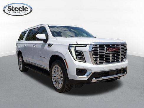 Certified 2026 GMC Yukon XL Denali w/ Advanced Technology Package AWD/4WD image 3