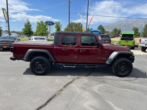 Used 2021 Jeep Gladiator Mojave AWD/4WD image 7