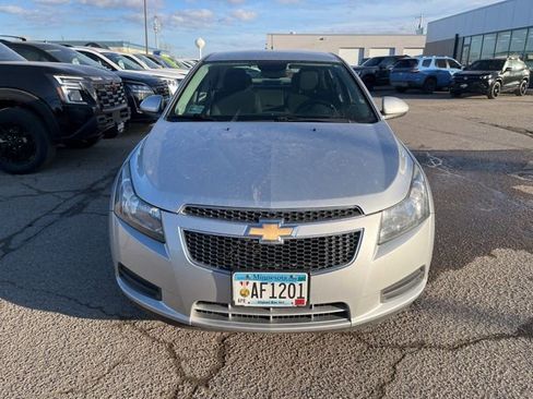 Used 2013 Chevrolet Cruze Eco image 17