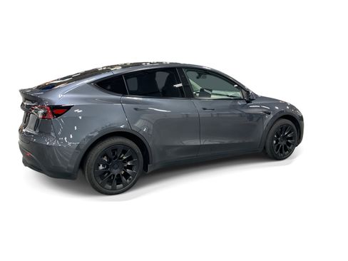 Certified 2023 Tesla Model Y Long Range AWD/4WD image 7