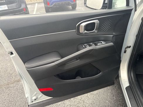 New 2026 Kia Sorento LX image 21