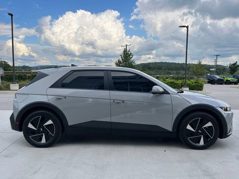 Used 2026 Hyundai Ioniq 5 SE RWD image 21