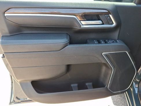 Used 2025 Chevrolet Silverado 2500 LT w/ All Star Edition image 9