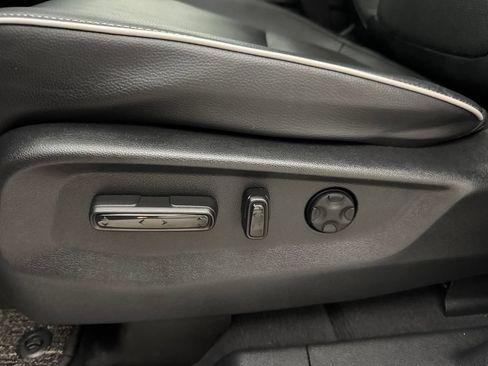 Used 2023 Honda Odyssey Elite image 19