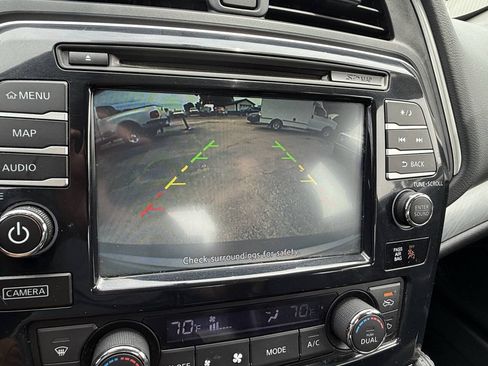 Used 2016 Nissan Maxima 3.5 SV FWD image 15