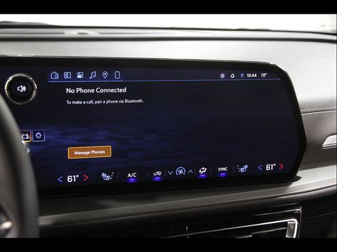 Certified 2024 Chevrolet Traverse LT AWD/4WD image 11